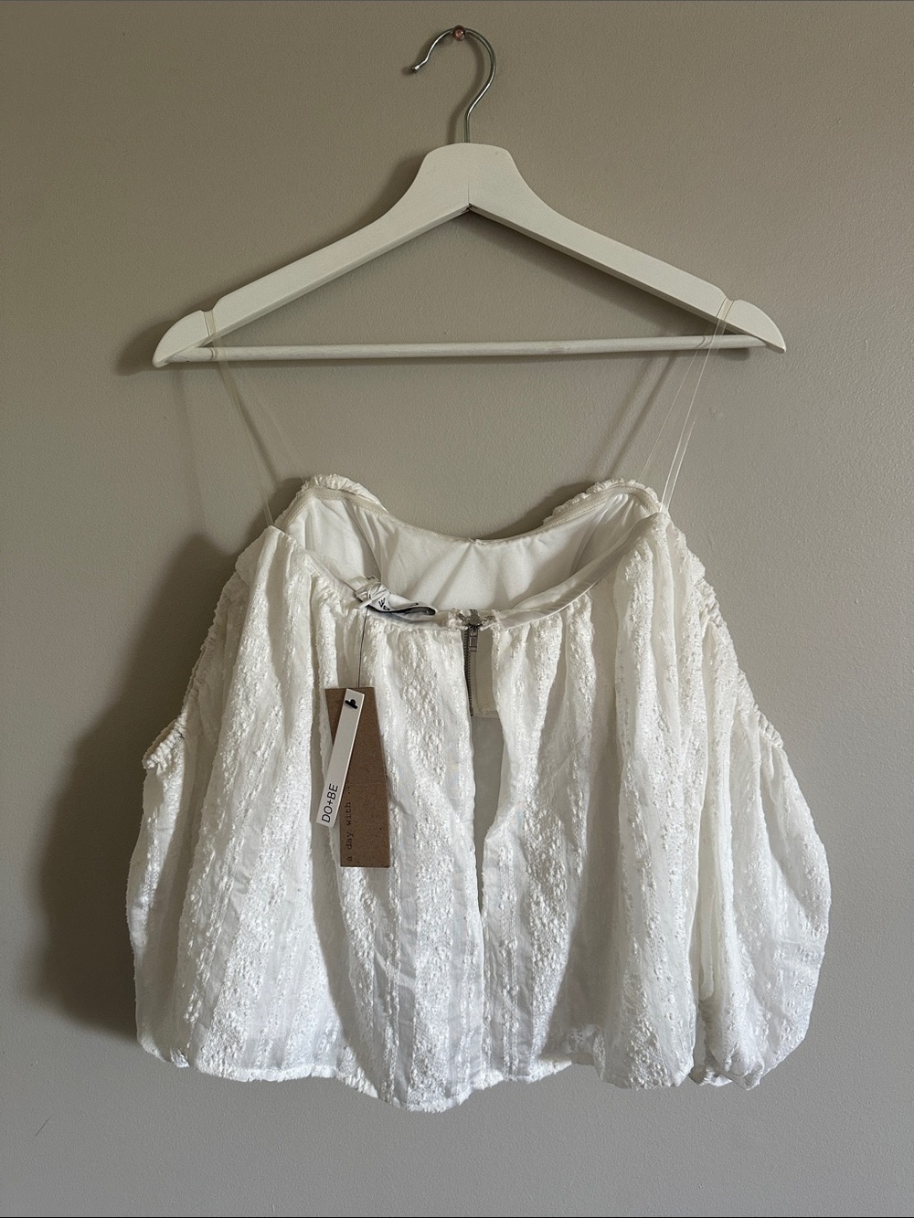 White Summer Off-The-Shoulder Detail Top - Picture 7 of 9
